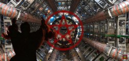 Nic není náhoda: CERN i Bilderberg mají stejný rok narození. Sto tisíc sluncí a temná substance. Otevírá urychlovač částic pod Ženevou novou dimenzi? Lesk a bída konspiračních teorií ve světě spiklenecké praxe