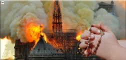 Hořící katedrála: Čemu věří ty udivené tváře? Nové božstvo Evropy. Lépe chrám zdevastovat než znesvětit. Není místa pro živé ani pro mrtvé. Notre Dame není zas taková škoda. Prorocká slova Marcela Prousta